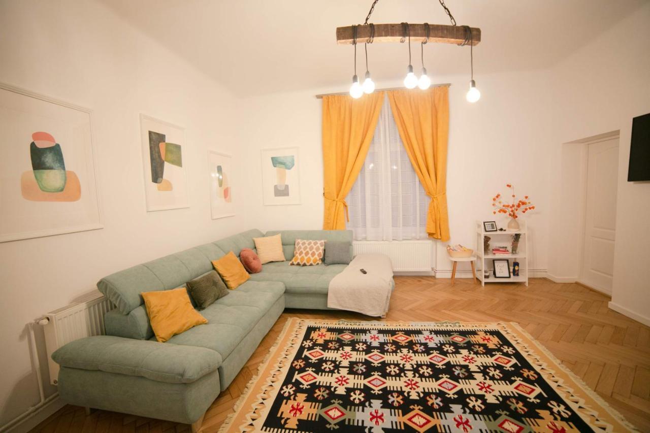 Jasmine Serenity Apartment - Central, Behind Black Church Μπρασόβ Εξωτερικό φωτογραφία