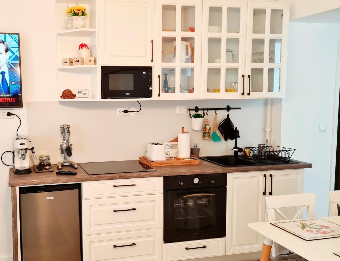 Jasmine Serenity Apartment - Central, Behind Black Church Μπρασόβ Εξωτερικό φωτογραφία